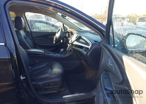 2017 Buick Envision Essence z USA, uszkodzony, nr VIN LRBFXDSA4HD220845